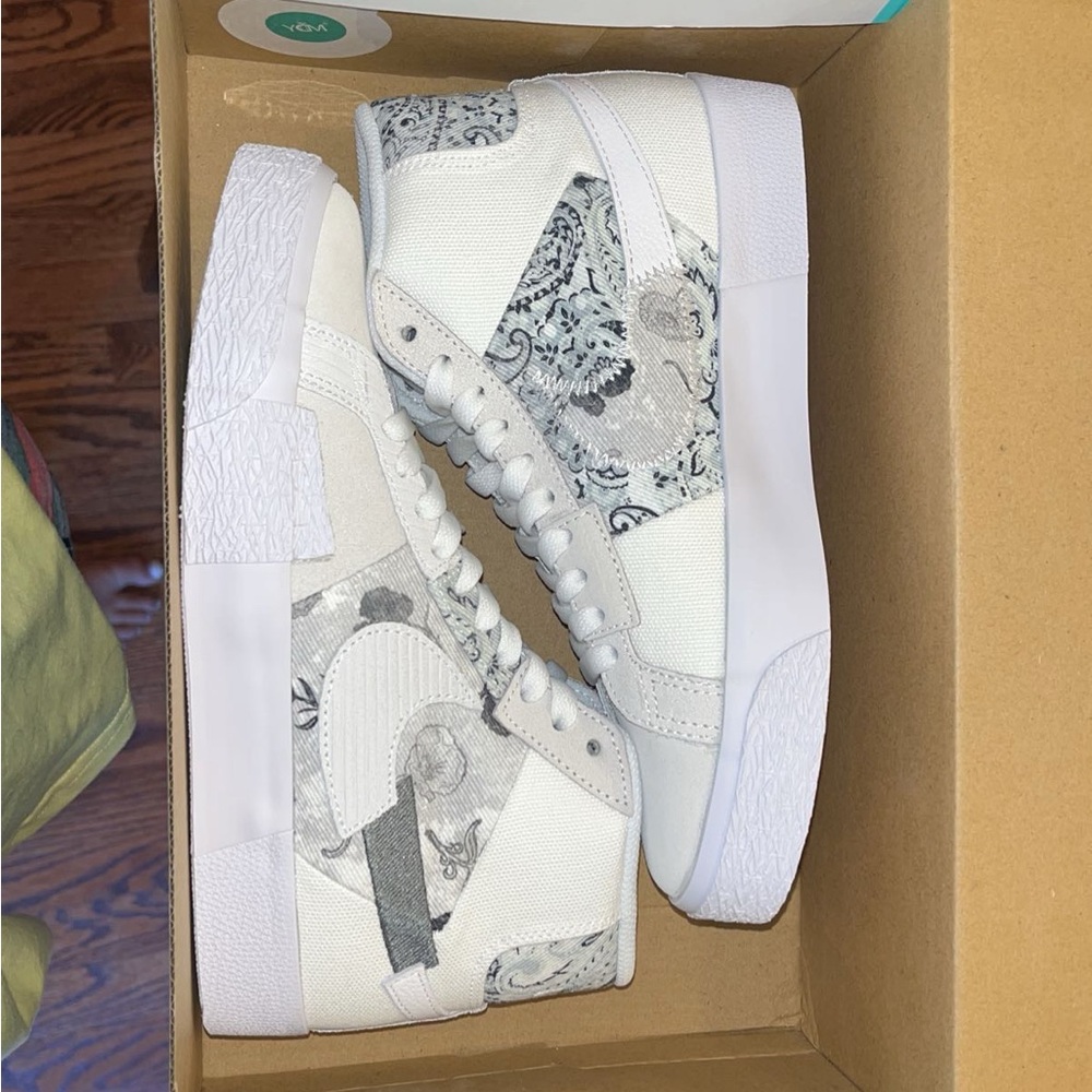 Nike SB Zoom Blazer
Mid PRM